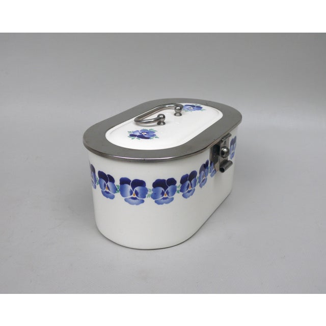 Art Nouveau Ceramic Cookie Tin with Pansy by Wächtersbach for WMF, 1890s For Sale - Image 3 of 18