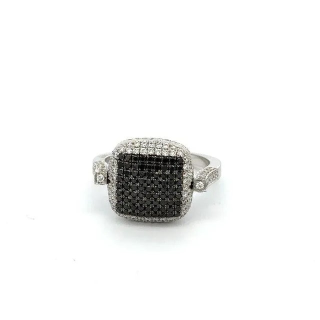 Unique Black & White Diamond Flip Ring Size 7 in 18k Solid White Gold For Sale - Image 10 of 16
