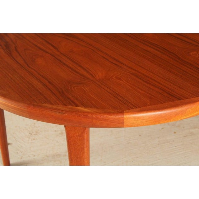 Brown Mid-Century Danish Extending Dining Table in Teak from VV Mobler, 1960s For Sale - Image 8 of 15