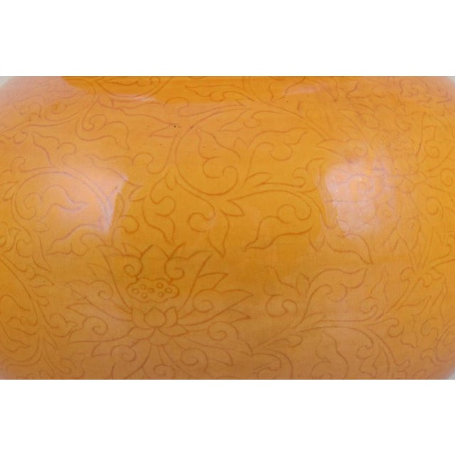 Chinese Double Gourd-Shaped Vase in Ochre Yellow Glazed Porcelain For Sale - Image 6 of 10