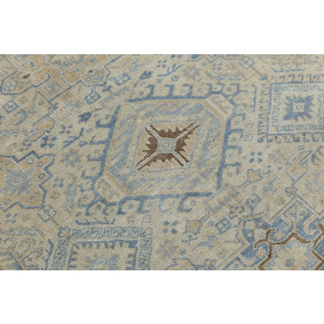 Textile Antique Heriz Rug – Hand-Knotted Wool, Geometric in Soft Earth Tones For Sale - Image 7 of 10