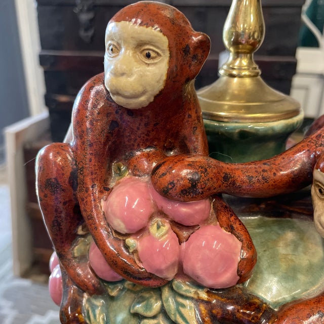 Vintage Majolica Style Two Monkeys Table Lamp For Sale - Image 4 of 12