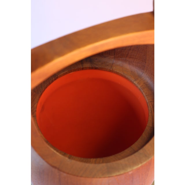 1950s Vintage Dansk Teak Ice Bucket - Jens Quistgaard - Original Orange Liner For Sale - Image 5 of 14