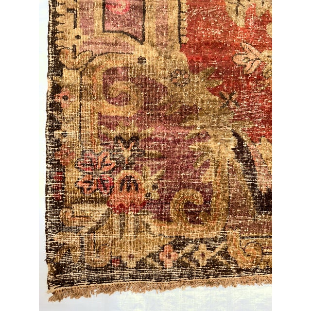 Antique Samarkand Rugs: The desert oasis of Khotan was an important stop on the Silk Road. The people of Khotan were...