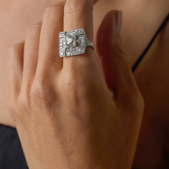 1930s 1930s Art Deco Gia 1.41 Carat Old European Cut Diamond Platinum Ring, Size 6 For Sale - Image 5 of 6