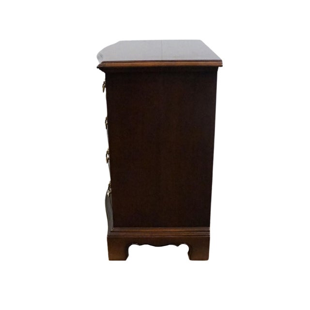 Drexel Heritage Heirlooms Collection Traditional Style Banded Mahogany 28" Chairside Chest / Nightstand 070-620-6 For Sale - Image 12 of 15