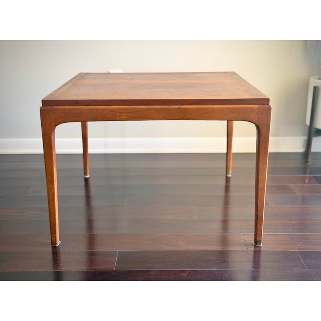 Mid-Century Modern Vintage 1960s Lane Furniture Rhythm Walnut Occasional Table 997-06 — MCM Square Side End Table For Sale - Image 3 of 12