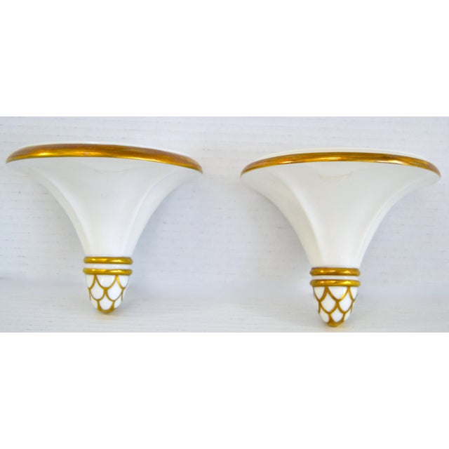 Antique White Pair of 1940s Hutschenreuther Selb Bavaria Gilt Porcelain Corbel Wall Brackets, Germany For Sale - Image 8 of 12