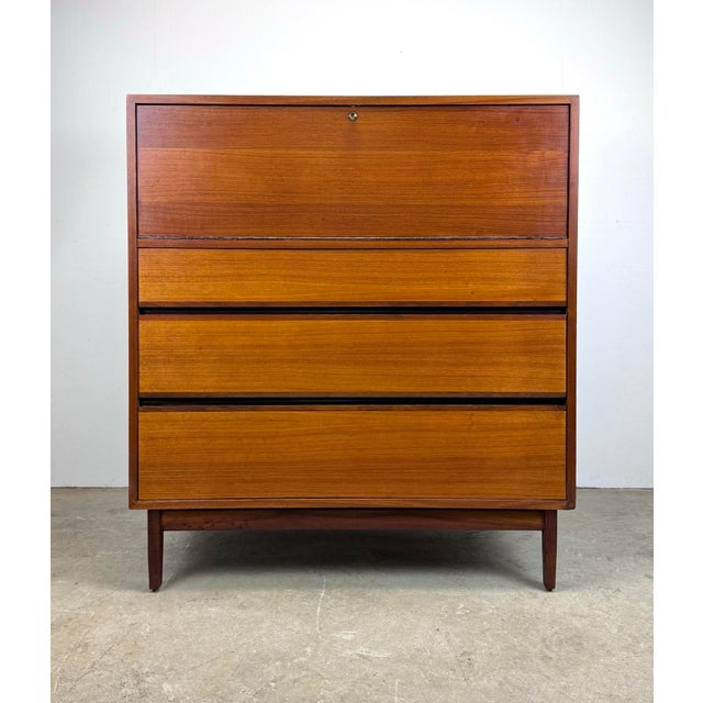 Mid Century Modern Walnut Tall Dresser / Credenza by Kipp Stewart for Directional by Calvin Furniture, Restored For Sale - Image 12 of 12