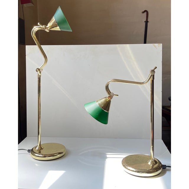 1990s Vintage Scandinavian Bankers Desk Table Lamps in Brass and Green Glass, 1990s, Set of 2 For Sale - Image 5 of 12