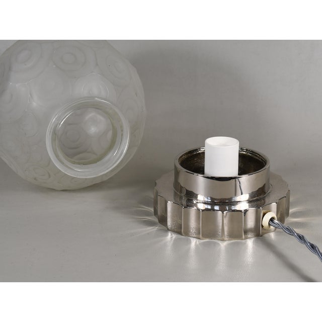 Silver French Art Deco Table Lamp by Marius Sabino 1925-1930 France For Sale - Image 8 of 11