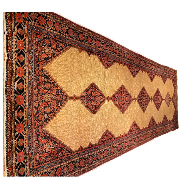 1900 - 1909 Beige Persian Anrique Saravand For Sale - Image 4 of 6