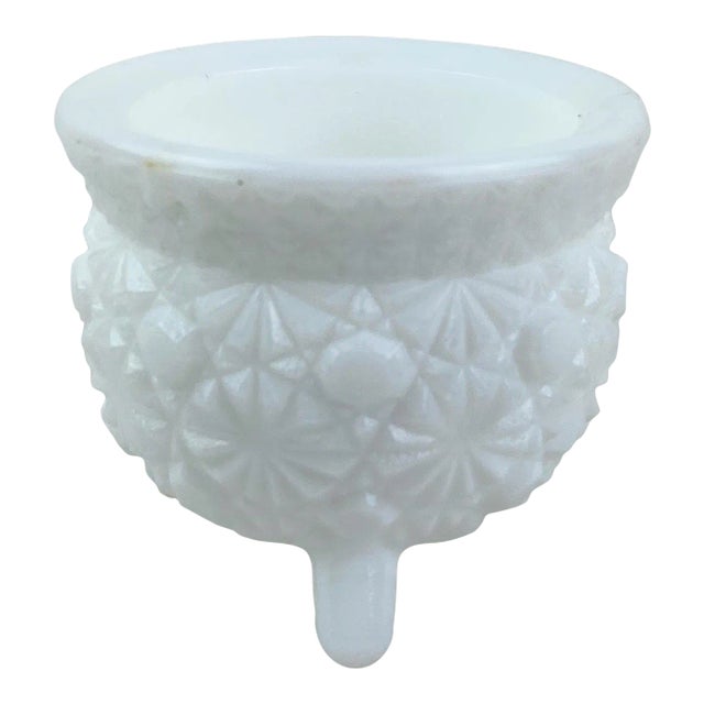 1950s L.E. Smith Daisy and Button Milk Glass Mini Kettle Cauldron For Sale