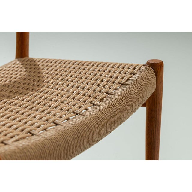 Model 75 Dining Chairs in Oak by Niels Otto Moller for J. L. Møllers, Denmark, 1954, Set of 4 For Sale - Image 9 of 15