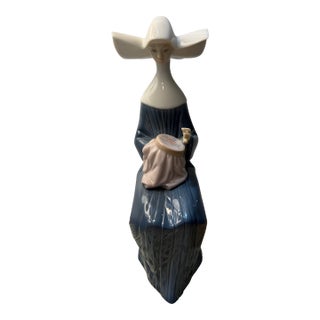 Mid 20th Century Time to Sew Lladro Porcelain Figurine For Sale
