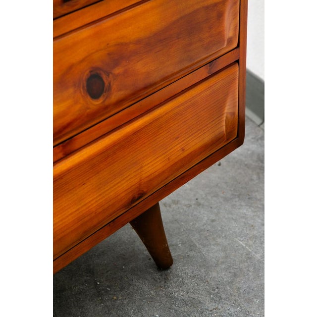 Wood Mid Century Modern Dresser Credenza Franklin Shockey Solid Pine 12 Drawer For Sale - Image 7 of 12