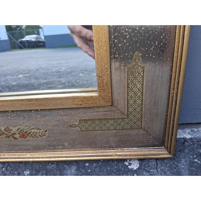 1940's Hollywood Regency Chinoiserie Giltwood & Silvered Figural Decor Wall Mirror For Sale - Image 12 of 12