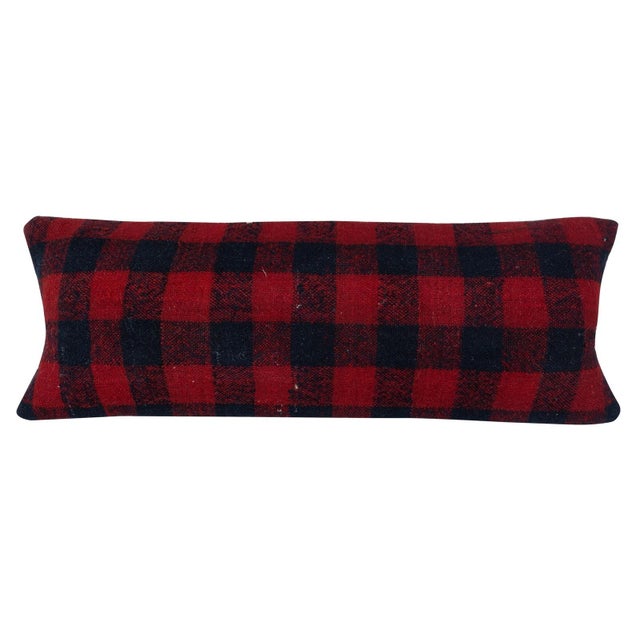 Bring history and warmth into your home with this vintage handmade Turkish wool cushion cover set. This pair of cushion...