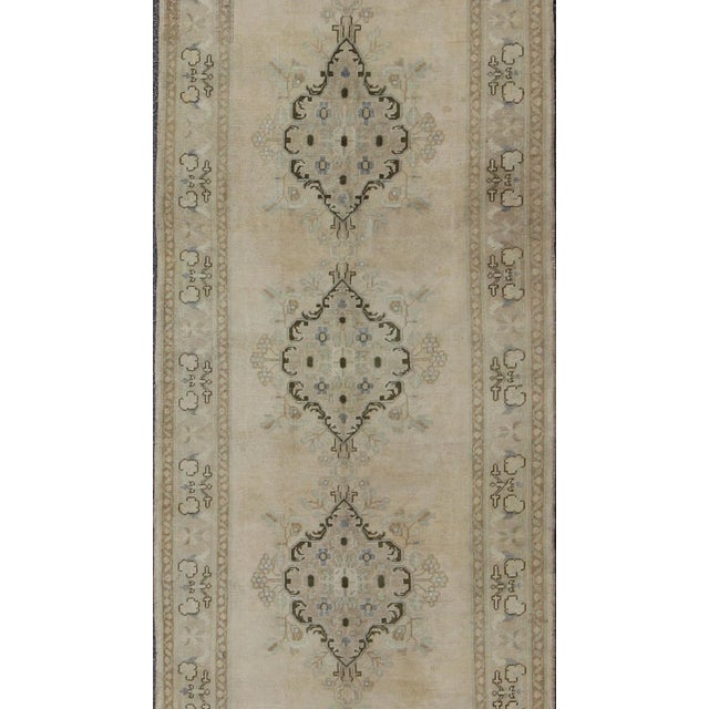 Vintage Turkish Oushak Rug With Three Central Medallions in Taupe, Ivory & Gray For Sale - Image 4 of 10