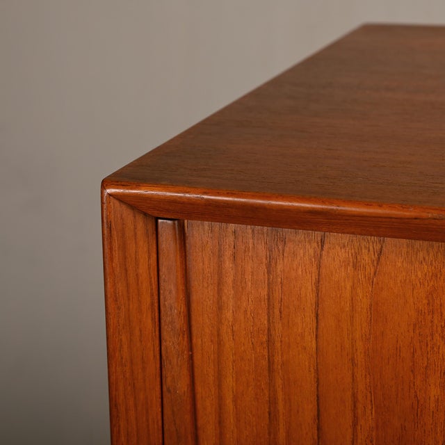 Teak Sideboard by Gunni Omann for Omann Jun Møbelfabrik, Denmark, 1960s For Sale - Image 9 of 18