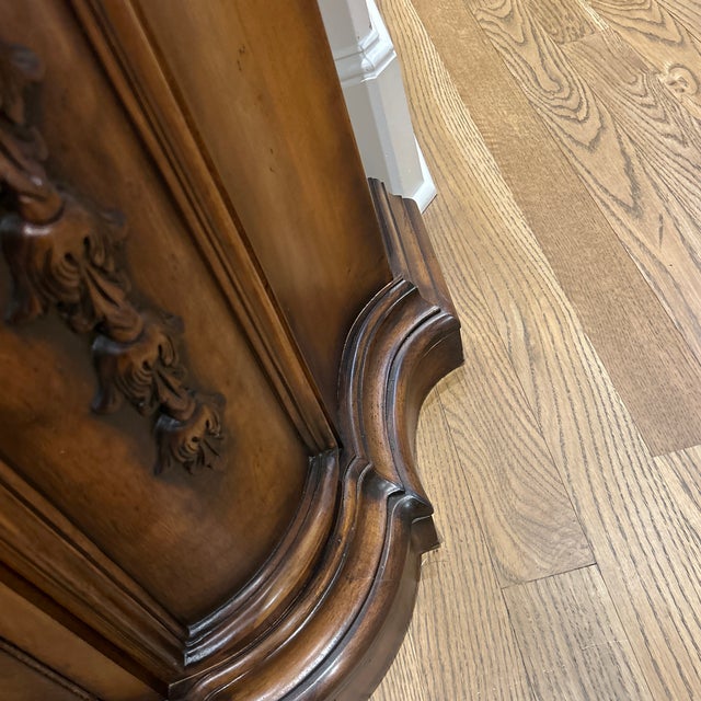 Vintage Henredon Bow Front Chest With Marble Top Excellent Condition For Sale - Image 9 of 12