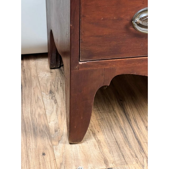Early 19th Century Rare Labeled William Lloyd Springfield Massachusetts Federal Cherry Chest of Drawers, Circa 1800 For Sale - Image 5 of 12