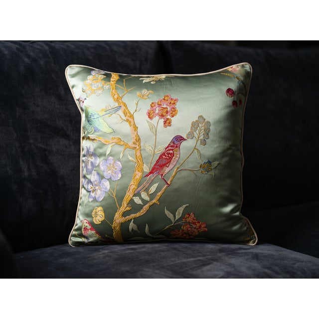 Chinoiserie Bird Cushion Cover With Cream Piping For Sale - Image 9 of 14