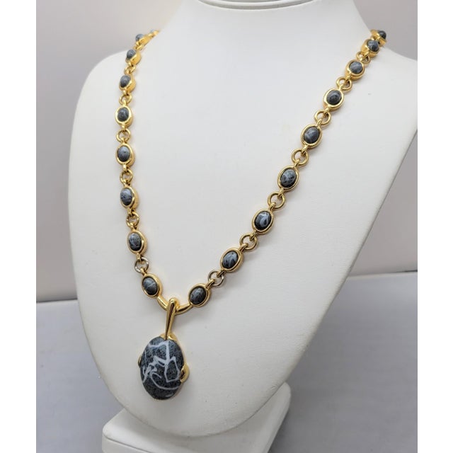 Mid-Century Modern Vintage 1960s Signed Jomaz Goldtone Grey & White Cabochon Necklace For Sale - Image 3 of 12