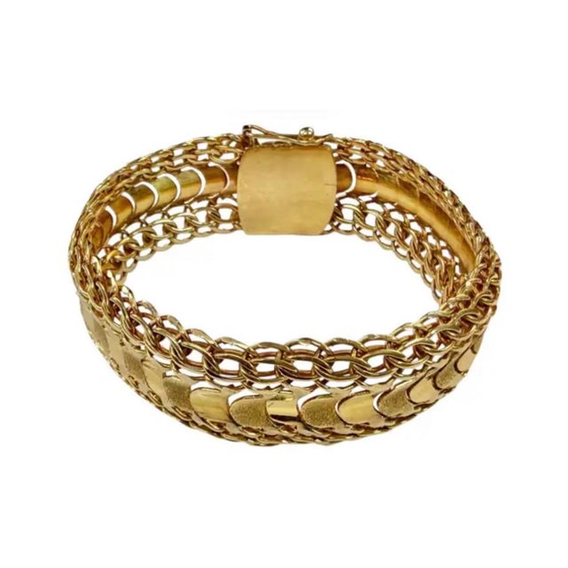 Gold 18k Yellow Gold Italian Mesh Bracelet Vintage For Sale - Image 8 of 9