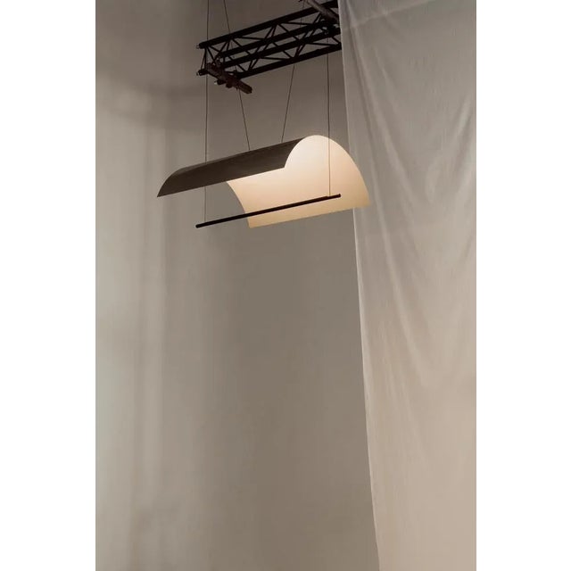 Contemporary Lámina Mayor Pendant Lamp by Antoni Arola For Sale - Image 3 of 7