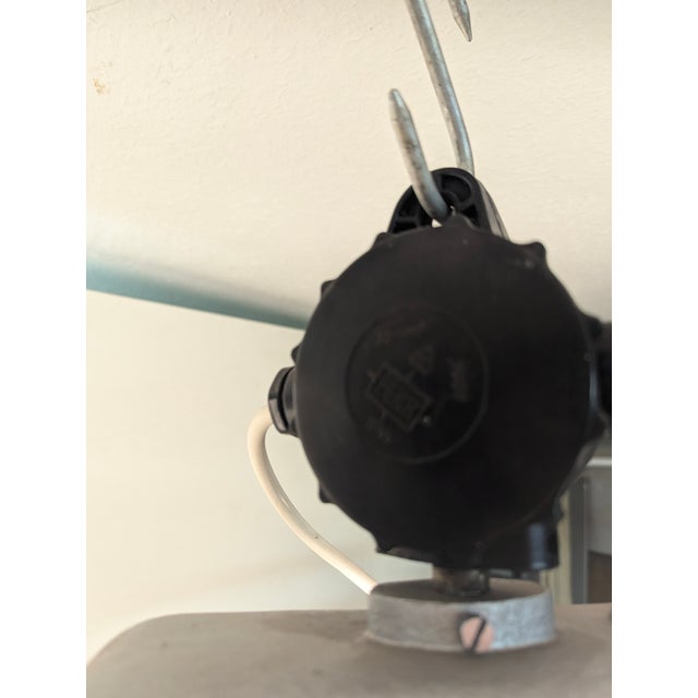 Mid-Century Modern Industrial Neon Light, 1950 For Sale - Image 4 of 12