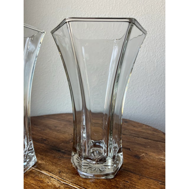 Modern Set of 2 Vintage Hoosier Glass Vases For Sale - Image 3 of 9