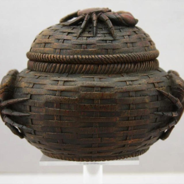 1910s Antique Japanese Carved Wood Crab Basket Okimono, Meiji-Taishō Period For Sale - Image 5 of 13