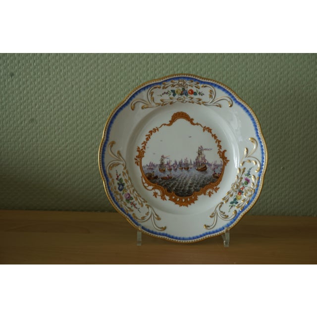 Meissen Plate Based on the Model of the Amsterdam Stadtholder Service For Sale - Image 5 of 6
