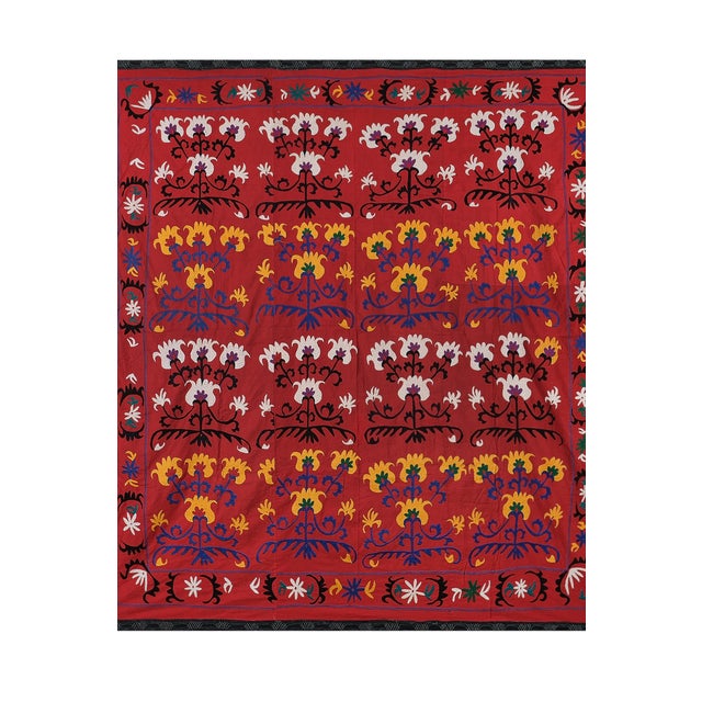 1960s Red Ethnic Suzani Wall Hanging - Bukhara Embroidered Boho Throw For Sale - Image 5 of 10
