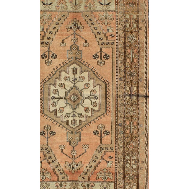 Traditional Vintage Turkish Oushak Rug in Soft Apricot, Ivory, and Brown With Medallions For Sale - Image 3 of 8