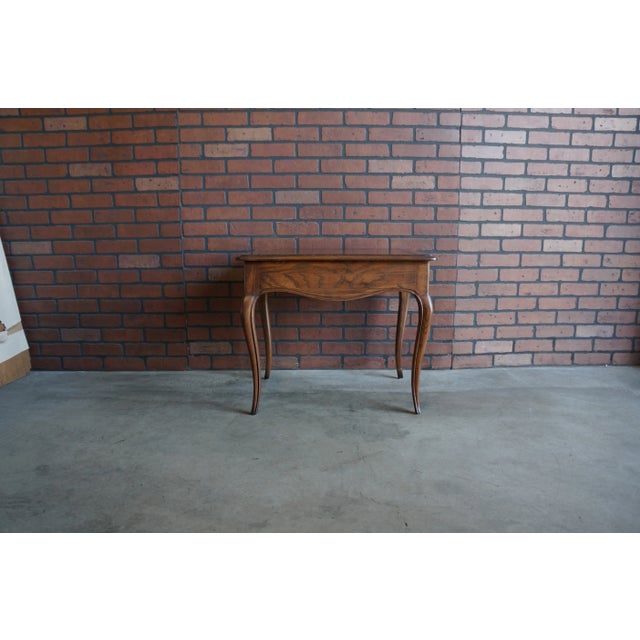 Late 20th Century Henredon Country French End Table For Sale - Image 5 of 6