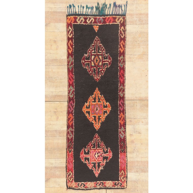 Vintage Taznakht Moroccan Rug, 02'10 X 08'03 For Sale - Image 10 of 10