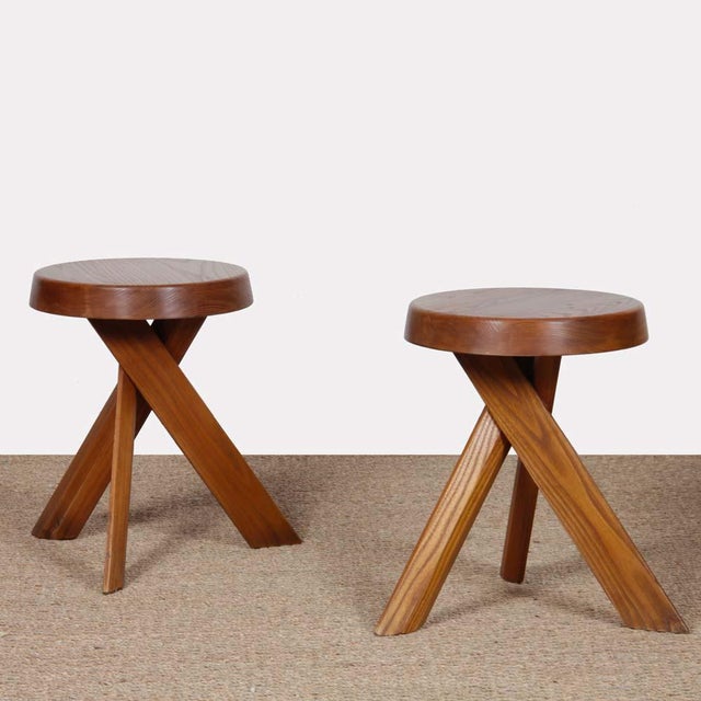 Wood Elm Model S31 Stools by Pierre Chapo, 1980, Set of 2 For Sale - Image 7 of 7