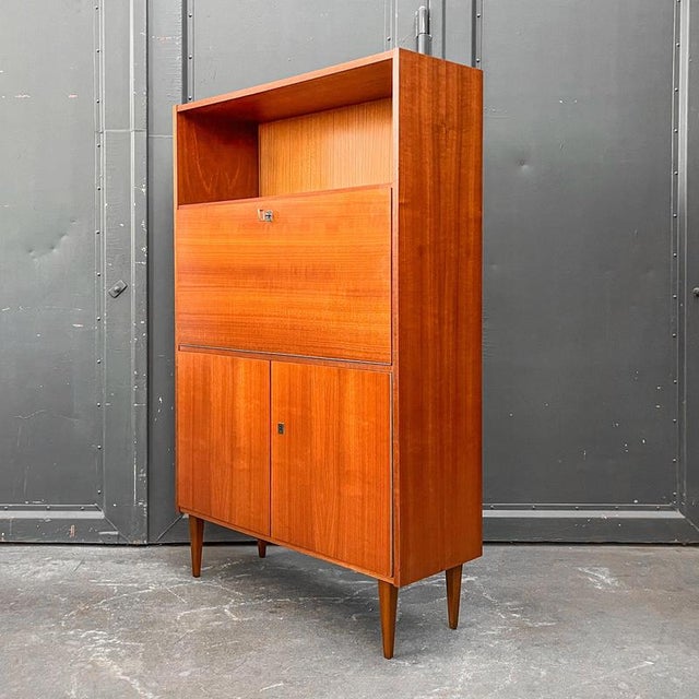 Practical Writing Desk in Mahogany For Sale - Image 6 of 18