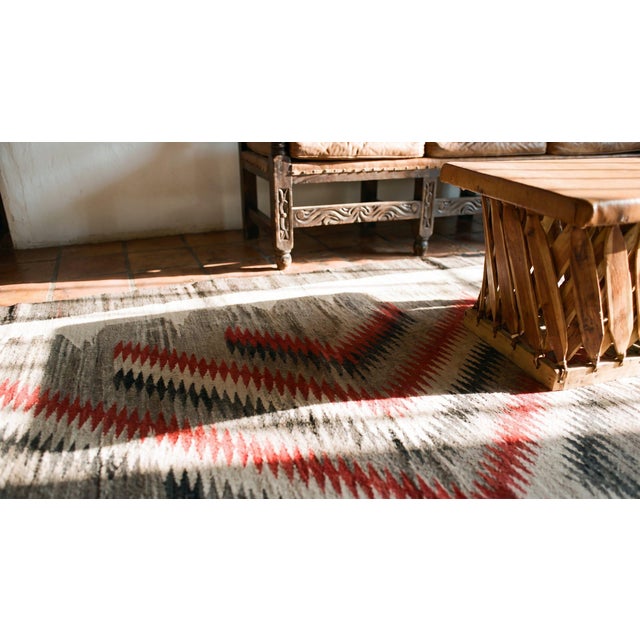1920s Antique Artistic Tribal Geometric Flatweave Native American Navajo Rug For Sale - Image 10 of 12