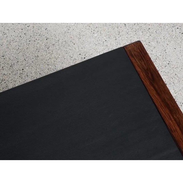 Brown Vintage Danish Desk in Rosewood and Black Leather by Arne Vodder for Sibast, 1960s For Sale - Image 8 of 13