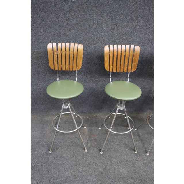 Set of 4 Mid-Century Modern Walnut & Chrome Swivel Bar Stools For Sale - Image 4 of 9