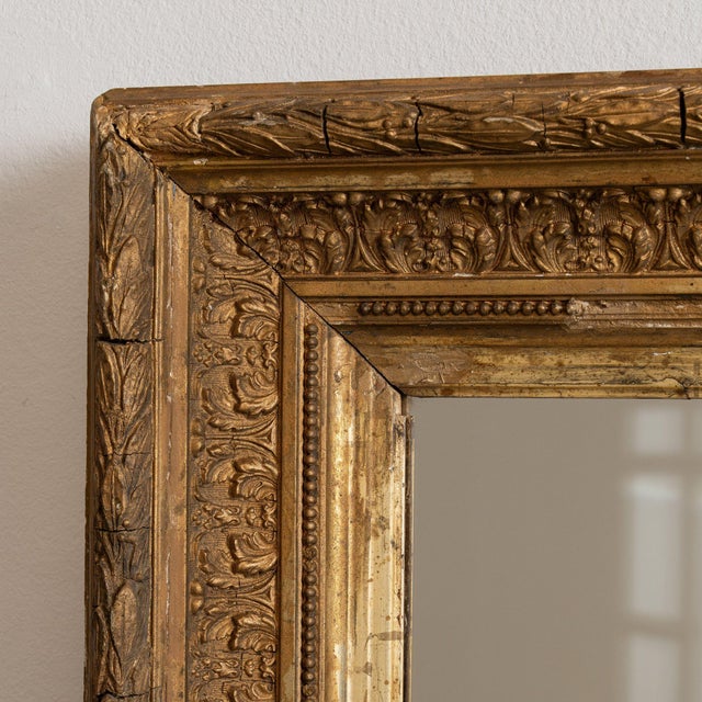 French 19th Century France Antique Gold Carved Giltwood Mirror For Sale - Image 3 of 7