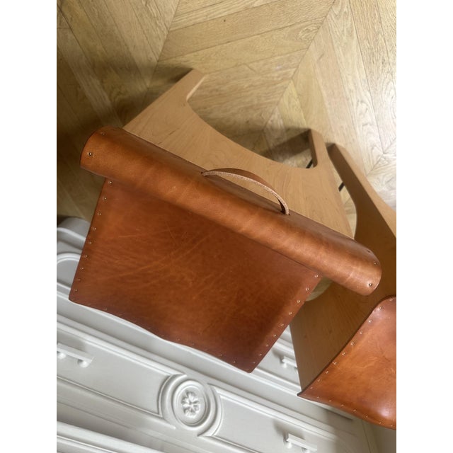 Jack Counter Stools in Sycamore Wood and Tan Leather from Lostine, USA, 2018, Set of 2 For Sale - Image 10 of 13