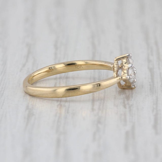 2010s 0.28ctw Diamond Cluster Ring 18k Yellow Gold Size 6.25 Engagement For Sale - Image 5 of 8
