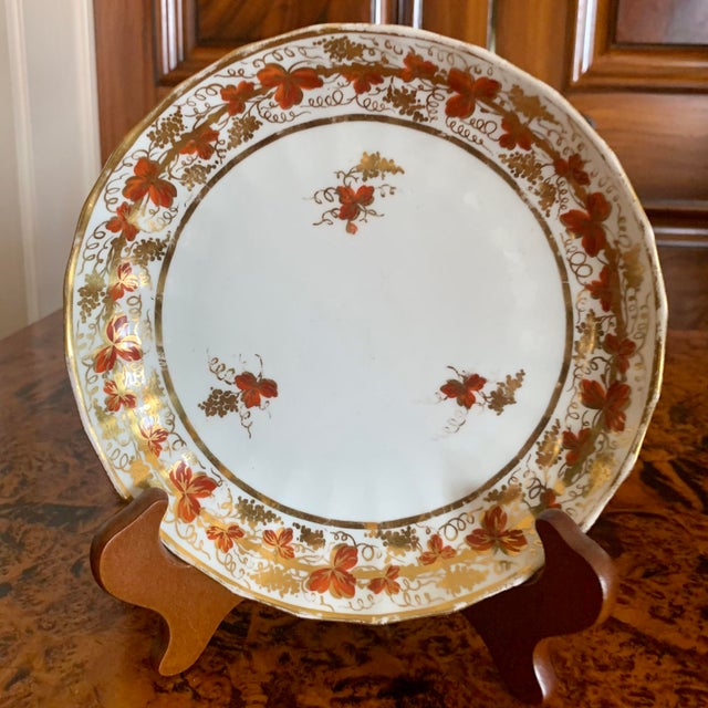 Early 19th Century English Derby Grape Vine Pattern Porcelain Plates, Ca. 1810 - A Pair For Sale - Image 5 of 16