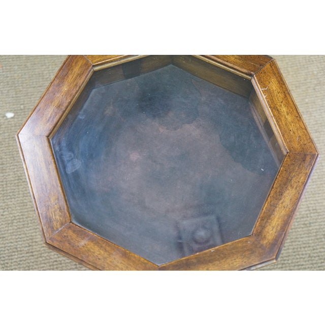 Late 20th Century Brandt Mahogany Octagon Curio Cabinet Display Case Vitrine Shadowbox Table 23" For Sale - Image 11 of 18