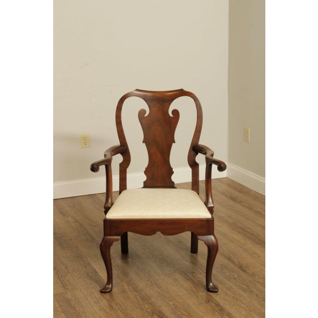 Kittinger Colonial Williamsburg Queen Anne Mahogany Arm Chair For Sale In Philadelphia - Image 6 of 13