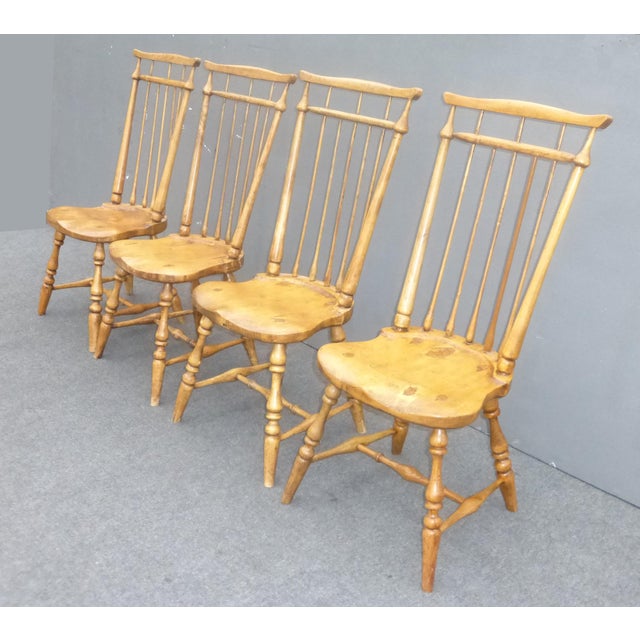 Set Four Vintage Windsor French Country Dining Room Chairs Colonial